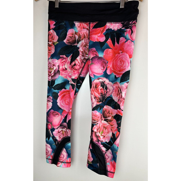 Lululemon Run Inspire Crop Floral Print Capri Pants Secret Garden Pink Size 6 - Picture 8 of 10